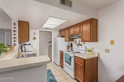 14645 N Fountain Hills Boulevard #121, Fountain Hills, AZ 85268 - Photo 10