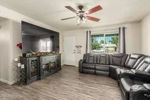 807 E Dolphin Ave, Mesa, AZ 85204 - Photo 8