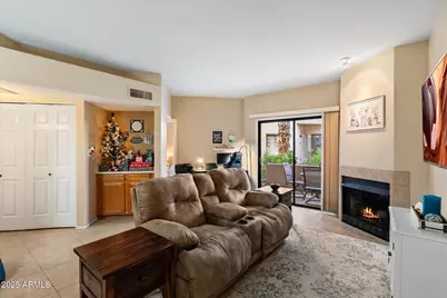 10301 N 70th Street #106, Paradise Valley, AZ 85253 - Photo 1