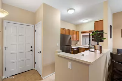 10301 N 70th Street #106, Paradise Valley, AZ 85253 - Photo 6