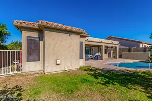 10625 W Harmony Ln, Peoria, AZ 85382 - Photo 38