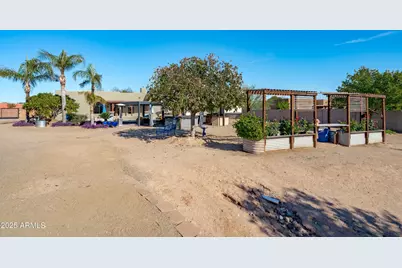 24909 W Red Robin Drive, Wittmann, AZ 85361 - Photo 64