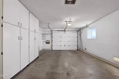 17211 N Pinion Lane, Sun City, AZ 85373 - Photo 32