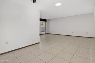 17211 N Pinion Ln, Sun City, AZ 85373 - Photo 16