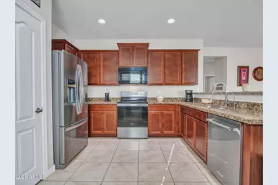 245 S 225th Lane, Buckeye, AZ 85326 - Photo 14