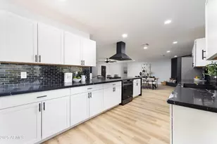 5728 E Sharon Dr, Scottsdale, AZ 85254 - Photo 2