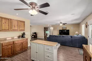 6925 W Sunnyslope Ln, Peoria, AZ 85345 - Photo 10