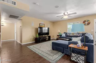 6925 W Sunnyslope Ln, Peoria, AZ 85345 - Photo 6