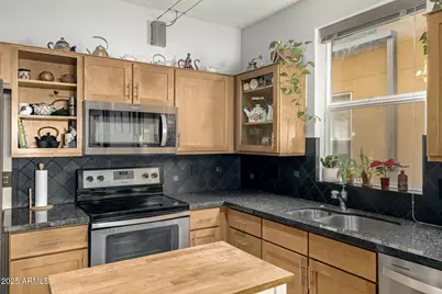 706 E Washington Street #114, Phoenix, AZ 85034 - Photo 6