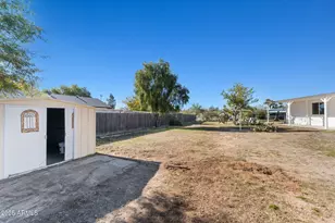 23865 W Coleman Dr, Congress, AZ 85332 - Photo 24