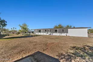 23865 W Coleman Dr, Congress, AZ 85332 - Photo 28