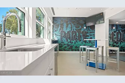 6025 W Thomas Road #2, Phoenix, AZ 85033 - Photo 16