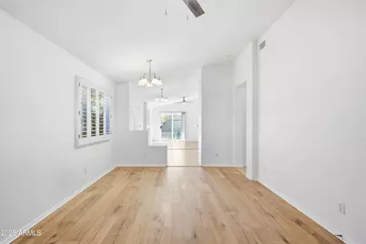 7319 W Eugie Avenue, Peoria, AZ 85381 - Photo 6