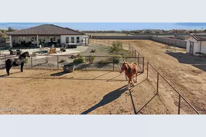 6786 W Palomino Way, Coolidge, AZ 85128 - Photo 1