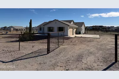 3229 W Silverdale Road, San Tan Valley, AZ 85144 - Photo 2