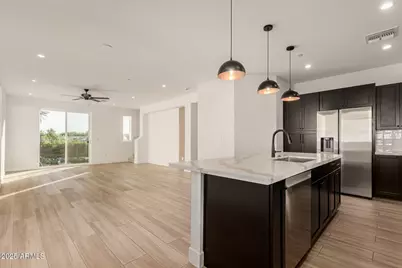 825 N 9th Avenue #10, Phoenix, AZ 85007 - Photo 6