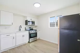 4832 E Willetta St, Phoenix, AZ 85008 - Photo 34