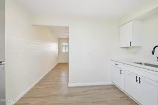 4832 E Willetta St, Phoenix, AZ 85008 - Photo 36