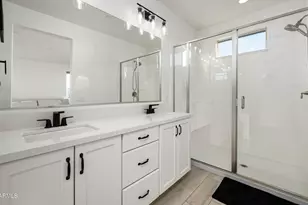 1933 W Kinfield Trail, Phoenix, AZ 85085 - Photo 22