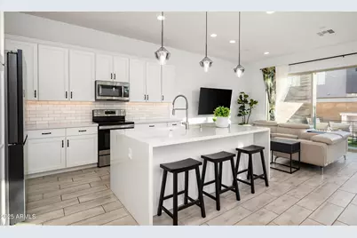 1933 W Kinfield Trail, Phoenix, AZ 85085 - Photo 4