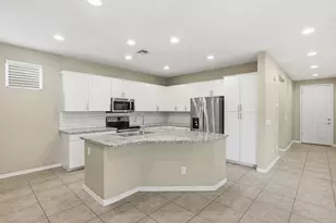 2251 S Osborn Ln, Gilbert, AZ 85295 - Photo 12