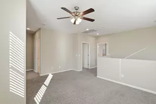 2251 S Osborn Ln, Gilbert, AZ 85295 - Photo 24