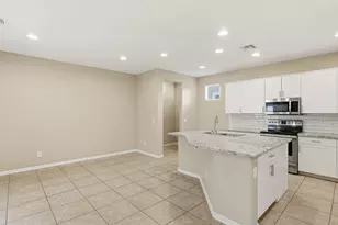 2251 S Osborn Ln, Gilbert, AZ 85295 - Photo 14