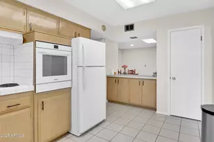 10414 N 105th Ave, Sun City, AZ 85351 - Photo 6