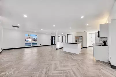 6017 W Colter Street, Glendale, AZ 85301 - Photo 8