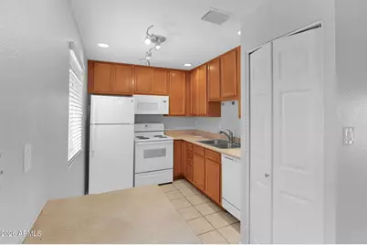 4354 N 82nd Street #203, Scottsdale, AZ 85251 - Photo 8