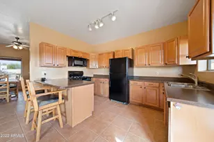 35915 S Joshua Pl, Wickenburg, AZ 85390 - Photo 16