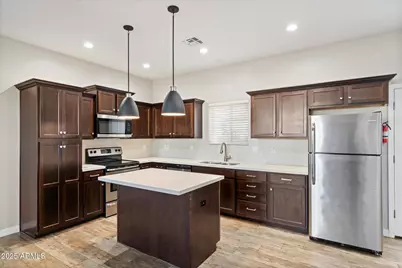 3010 N 37th Street #6, Phoenix, AZ 85018 - Photo 1