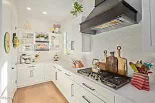 1936 W Union Park Dr, Phoenix, AZ 85085 - Photo 2