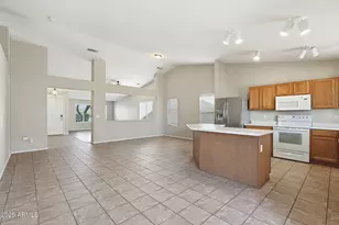 16150 N 138th Ln, Surprise, AZ 85374 - Photo 8