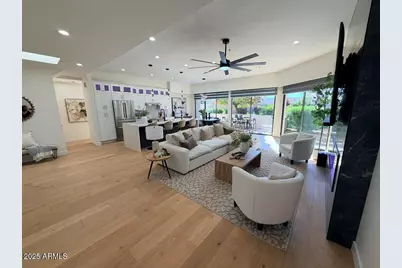 8989 N Gainey Center Drive #149, Scottsdale, AZ 85258 - Photo 2