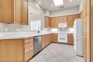 545 E Krista Way, Tempe, AZ 85284 - Photo 16