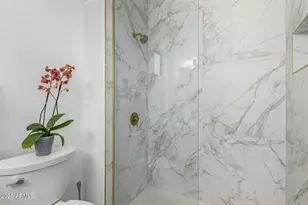 7027 N Scottsdale Rd, Paradise Valley, AZ 85253 - Photo 32