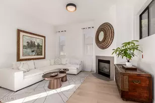 7027 N Scottsdale Rd, Paradise Valley, AZ 85253 - Photo 12