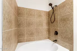 768 S Martinique Dr, Gilbert, AZ 85233 - Photo 20