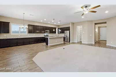 10332 W Buckhorn Trail, Peoria, AZ 85383 - Photo 16