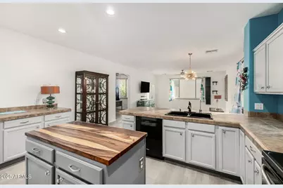 36099 W Vera Cruz Drive, Maricopa, AZ 85138 - Photo 14