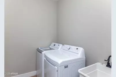 3832 E Monterey Way, Phoenix, AZ 85018 - Photo 14