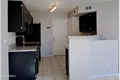 3041 E Michigan Avenue, Phoenix, AZ 85032 - Photo 6