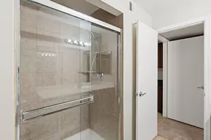 10055 E Mountainview Lake Dr, Scottsdale, AZ 85258 - Photo 18