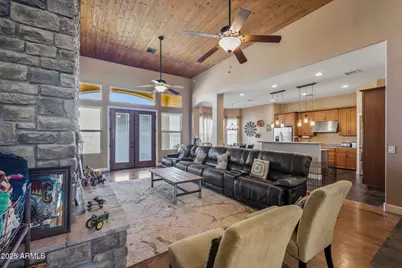 242 S Bethany Place, Casa Grande, AZ 85194 - Photo 10