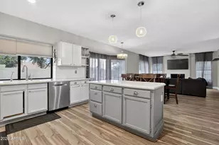 1202 W Iris Dr, Gilbert, AZ 85233 - Photo 8