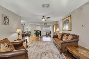 13812 N Kaanapali Dr, Sun City, AZ 85351 - Photo 6