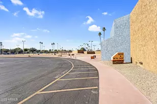 13812 N Kaanapali Dr, Sun City, AZ 85351 - Photo 56