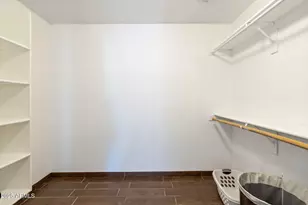 2527 W Tamarisk Ave, Phoenix, AZ 85041 - Photo 24