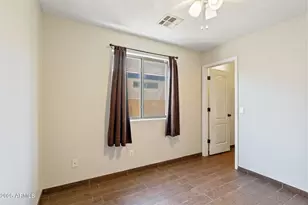 2527 W Tamarisk Ave, Phoenix, AZ 85041 - Photo 10